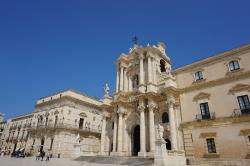 Italy /Sicily : Cathedral in oldtown Syracuse  -  09.20  - Italy /Sicily 